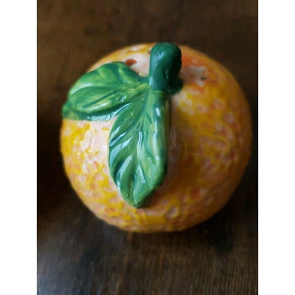 Cracker Barrel Stoneware Oranges Salt & Pepper Set Fruit Crate Vintage Kitsch - Picture 8 of 15